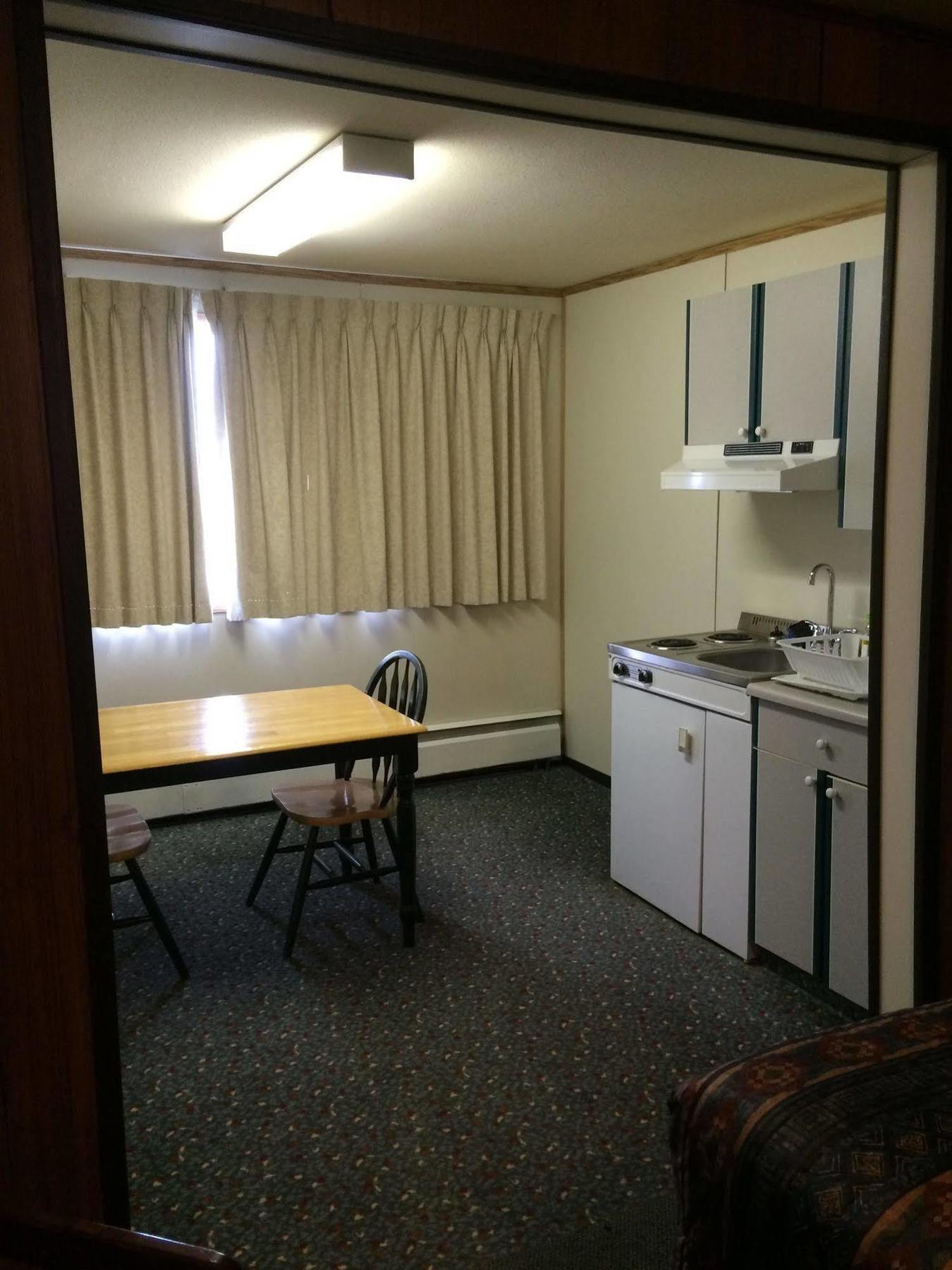Airport Chalet ホワイトホース エクステリア 写真